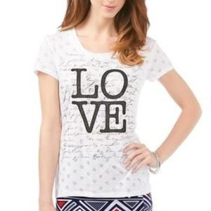 New! Cato Women's  Love Icon Graphic Tee Size: L
